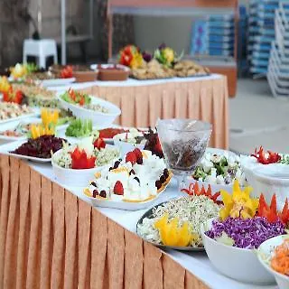Готель Ibiscos Garden