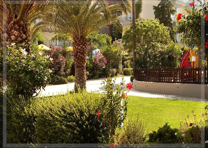 Hotell Ibiscos Garden Rethymno